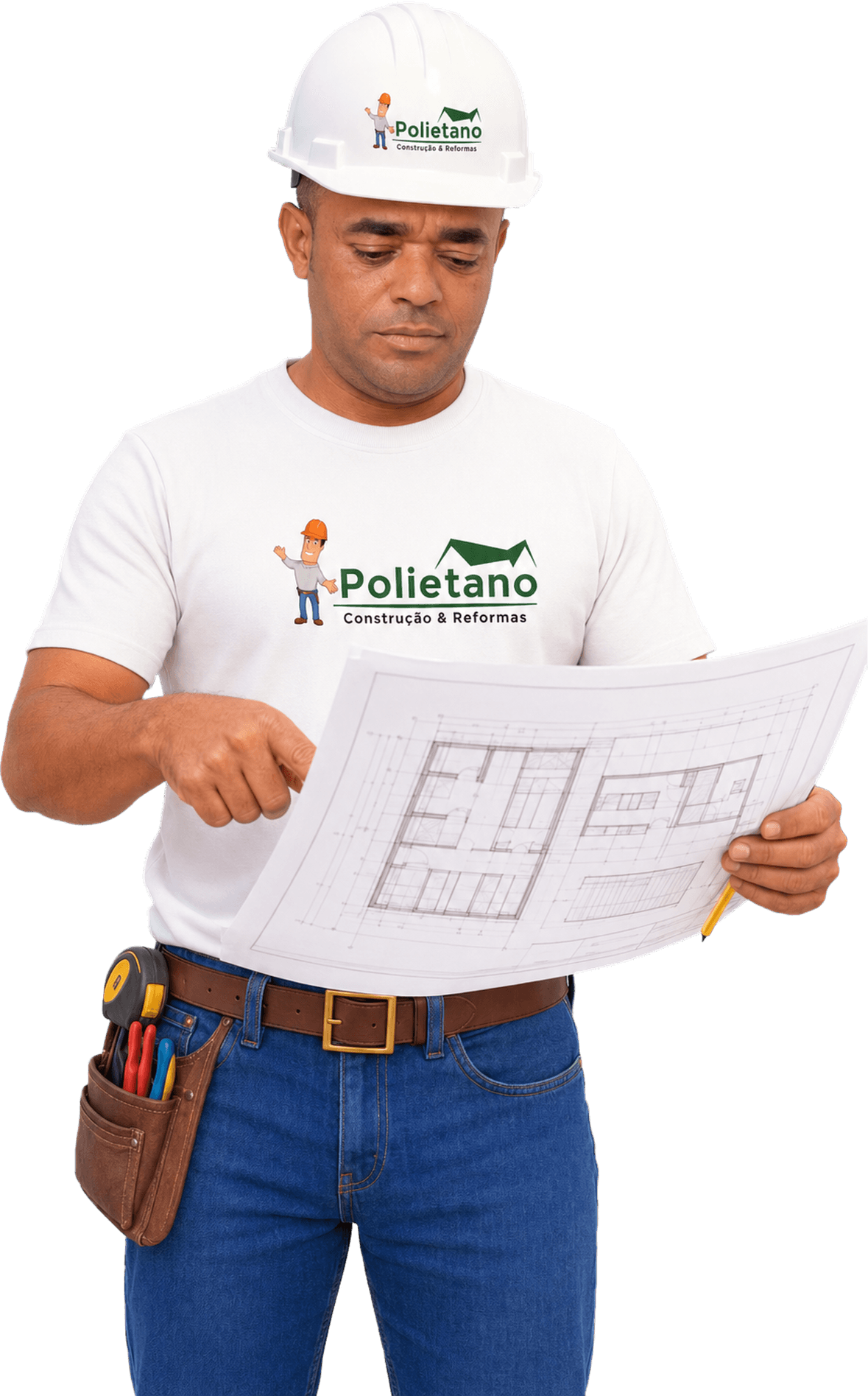Profissional da Polietano lendo projeto de obra